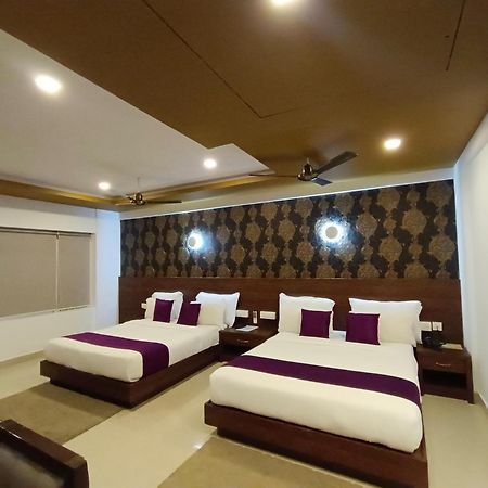 Hotel Wilton Sultan Bathery Luaran gambar