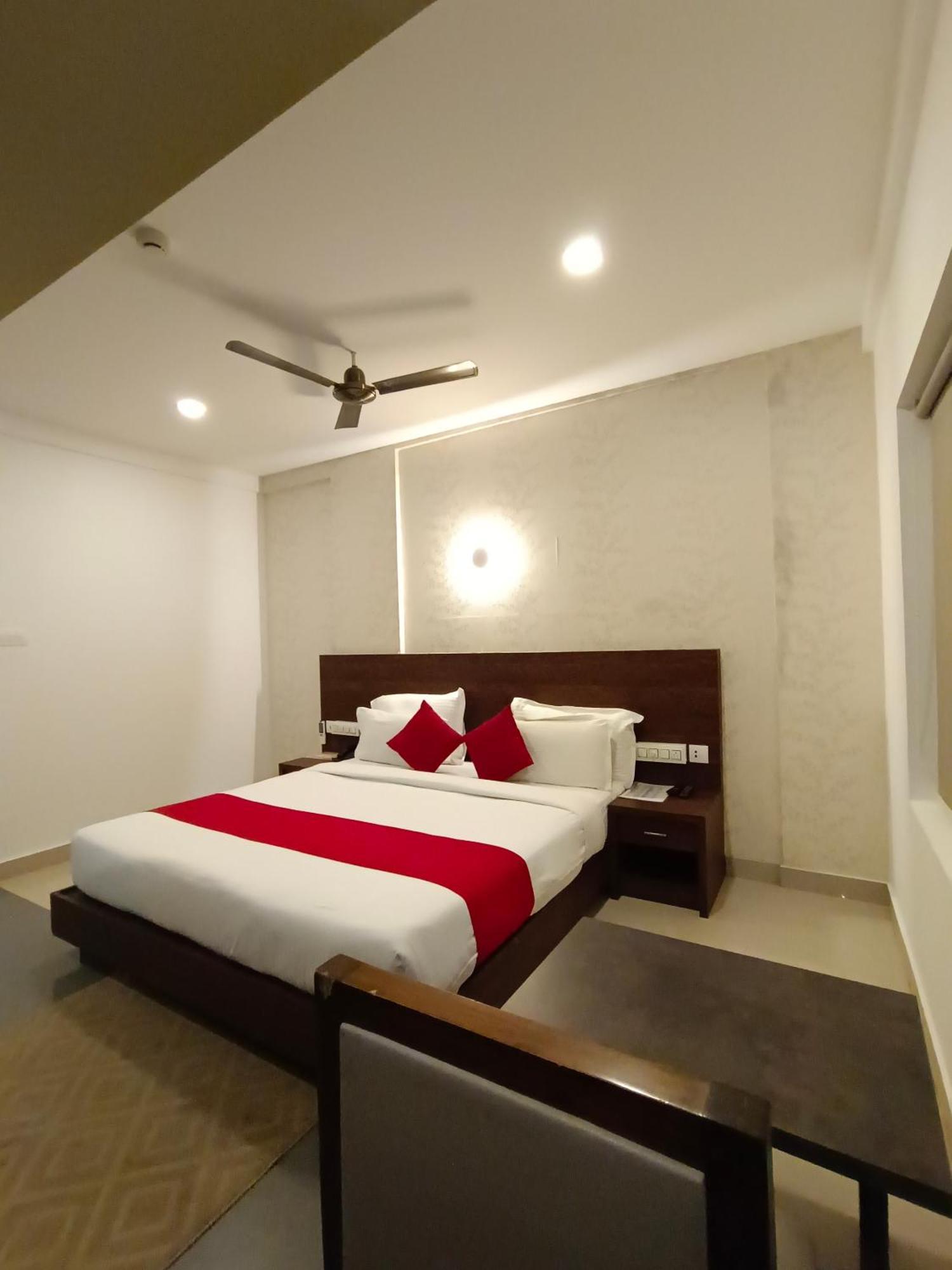 Hotel Wilton Sultan Bathery Luaran gambar