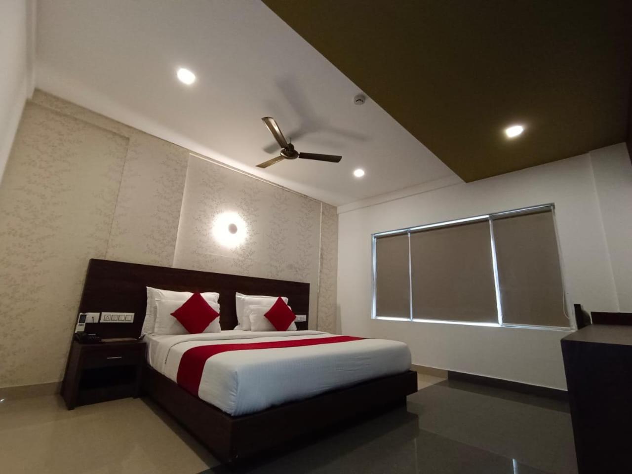 Hotel Wilton Sultan Bathery Luaran gambar